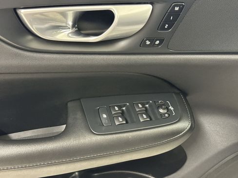 Used 2024 Volvo S60 B5 Core FWD image 27