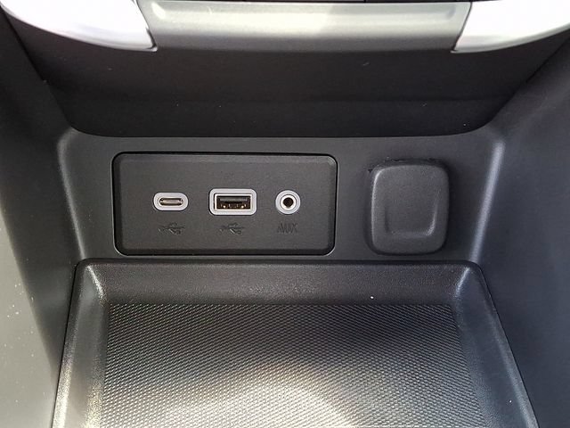 Used 2024 GMC Terrain SLE w/ Driver Convenience Package AWD/4WD image 27