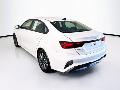 Certified 2023 Kia Forte LXS FWD image 7