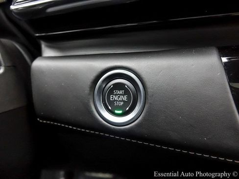 Used 2024 Cadillac Escalade V w/ LPO, ONYX Package image 17