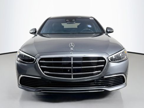 Used 2024 Mercedes-Benz S 580 4MATIC Sedan w/ Warmth & Comfort Package image 2