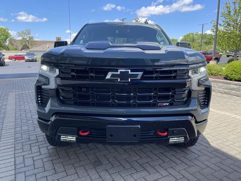 Used 2025 Chevrolet Silverado 1500 LT Trail Boss w/ Convenience Package II AWD/4WD image 8