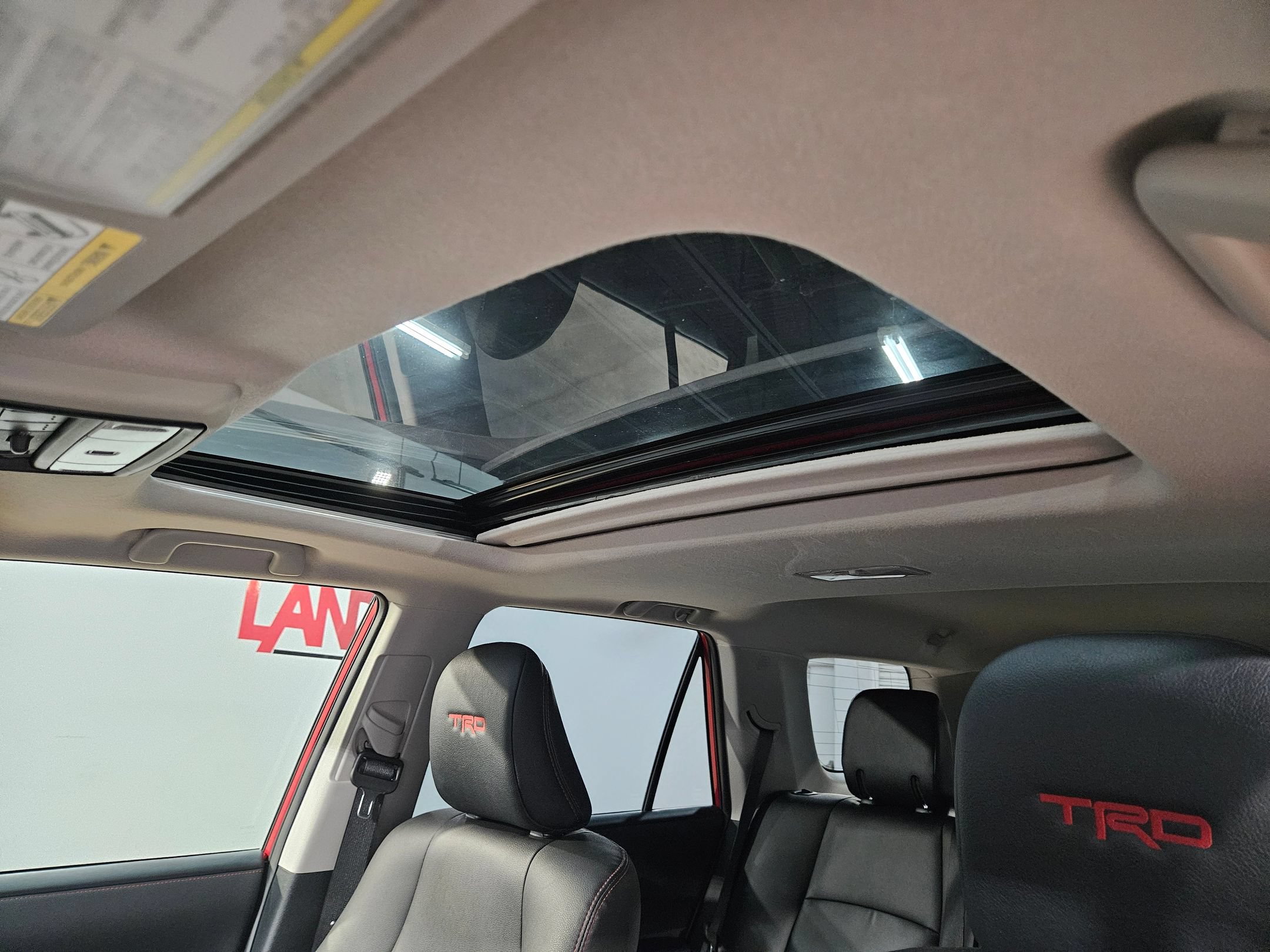 Certified 2023 Toyota 4Runner TRD Off-Road Premium w/ Moonroof Package AWD/4WD image 25