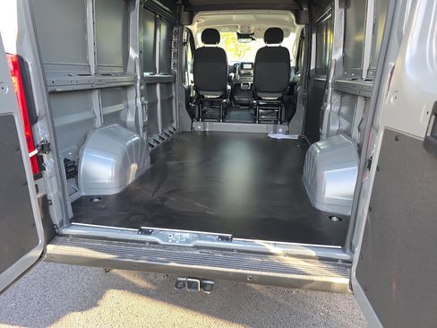 New 2026 RAM ProMaster 2500 w/ Safety Group image 32