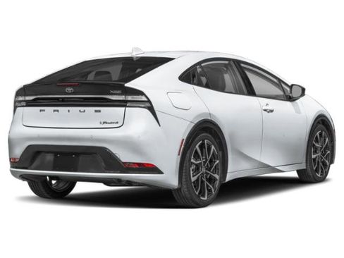 Used 2023 Toyota Prius Prime FWD image 2