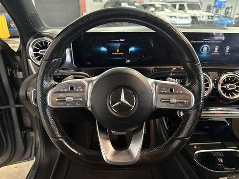 Used 2019 Mercedes-Benz A 220 w/ AMG Line image 31