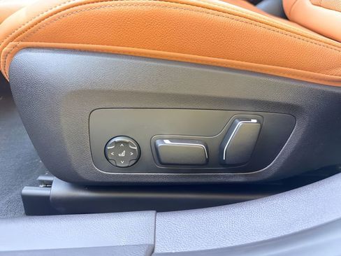 New 2026 BMW 330i Sedan w/ Premium Package RWD image 11