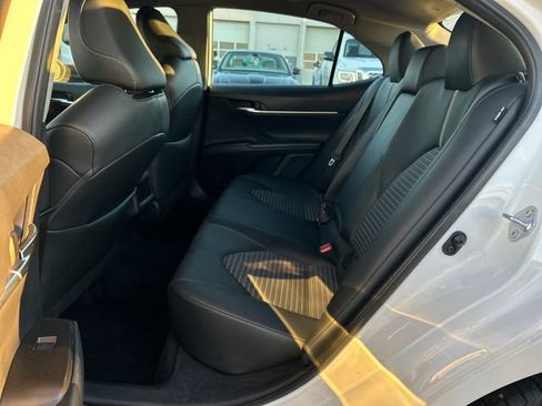 Used 2024 Toyota Camry SE image 25