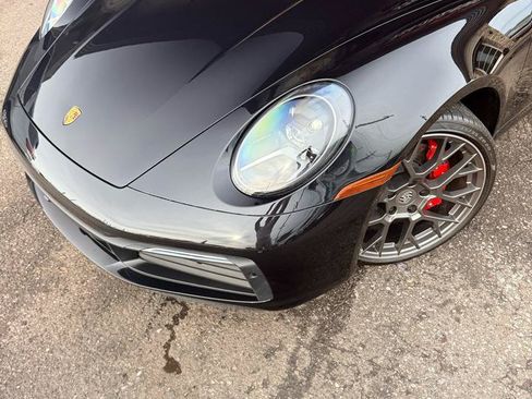 Used 2021 Porsche 911 Targa 4S w/ Premium Package AWD/4WD image 3