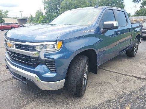 Used 2024 Chevrolet Silverado 1500 LT AWD/4WD image 8