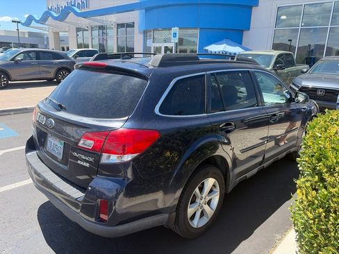 Used 2013 Subaru Outback 2.5i Limited AWD/4WD image 2