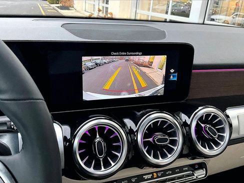 Certified 2022 Mercedes-Benz GLB 250 GLB 250 image 23