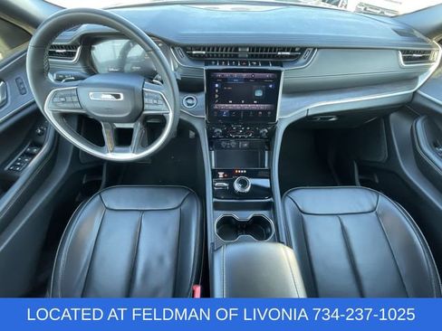 Used 2024 Jeep Grand Cherokee L Limited w/ Luxury Tech Group II image 21