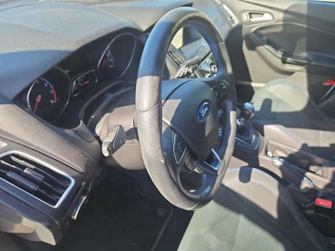 Used 2016 Ford Focus RS AWD/4WD image 9