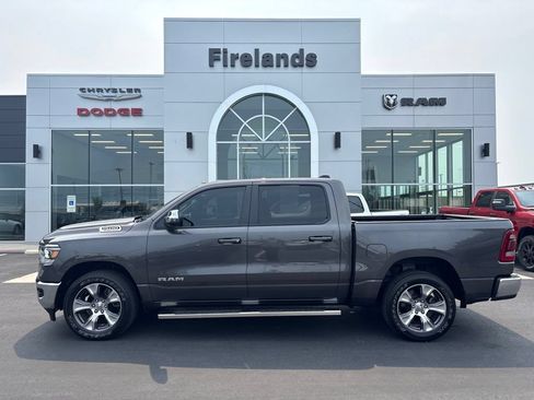 Used 2023 RAM 1500 Laramie AWD/4WD image 2