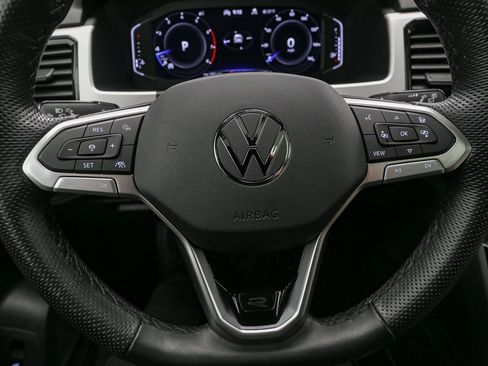 Certified 2023 Volkswagen Atlas Cross Sport SEL Premium R-Line image 39