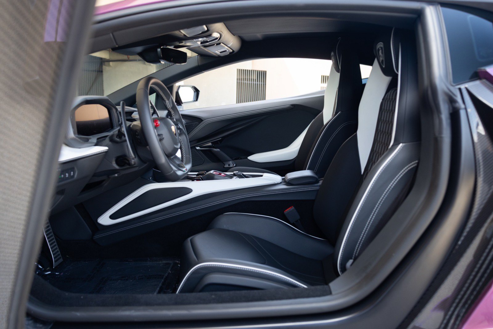 Used 2026 Lamborghini Revuelto AWD/4WD image 66
