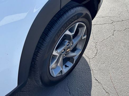 Used 2025 Chevrolet Trax LT w/ LT Convenience Package FWD image 31