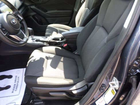 Used 2017 Subaru Impreza 2.0i Premium image 27