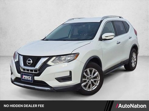Used 2017 Nissan Rogue SV FWD image 1
