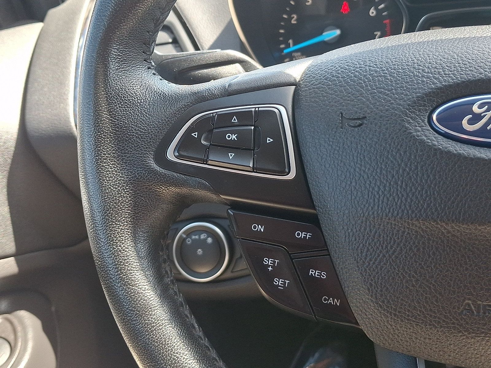 Used 2018 Ford Escape SEL AWD/4WD image 21