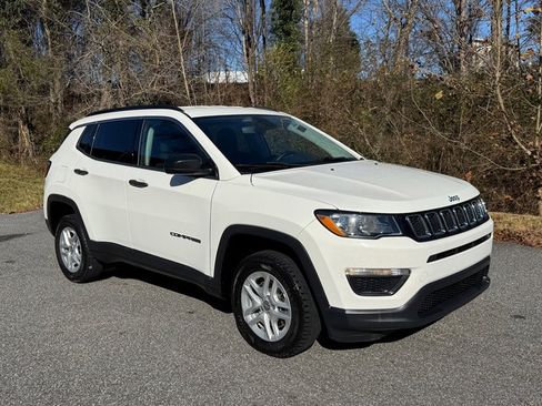 Used 2021 Jeep Compass Sport w/ Cold Weather Group image 4