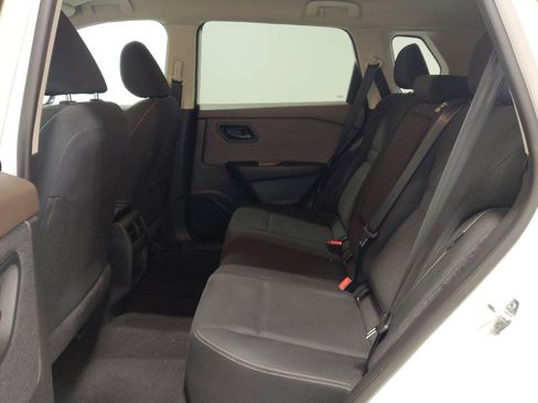 Used 2023 Nissan Rogue S AWD/4WD image 18