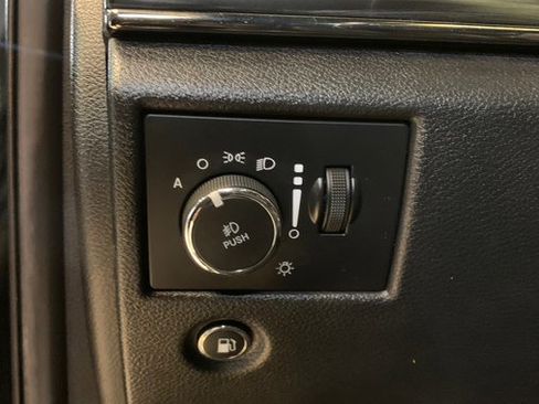 Used 2020 Jeep Grand Cherokee Limited X AWD/4WD image 20