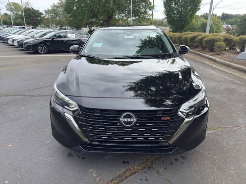 New 2025 Nissan Sentra SR image 2