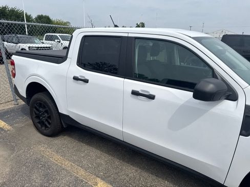 Used 2024 Ford Maverick XL FWD image 25