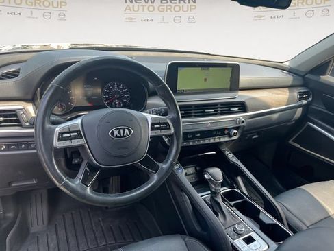 Used 2021 Kia Telluride EX w/ EX Premium Package AWD/4WD image 10