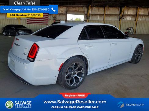 Used 2018 Chrysler 300 Touring w/ Sport Appearance Package RWD image 4