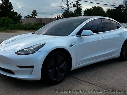 Used 2018 Tesla Model 3 RWD image 9