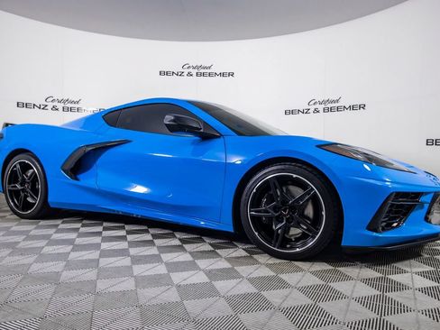 Used 2024 Chevrolet Corvette Stingray Premium Cpe w/ Z51 Performance Package RWD image 2