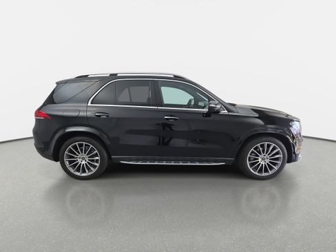 Certified 2022 Mercedes-Benz GLE 350 w/ AMG Line Exterior image 4