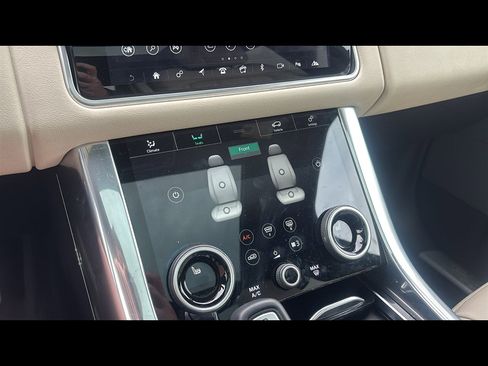 Used 2021 Land Rover Range Rover Sport HSE Silver Edition image 18