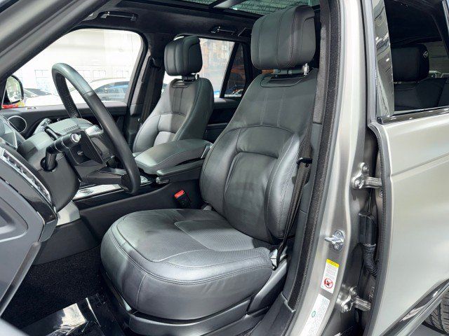 Used 2020 Land Rover Range Rover HSE AWD/4WD image 45
