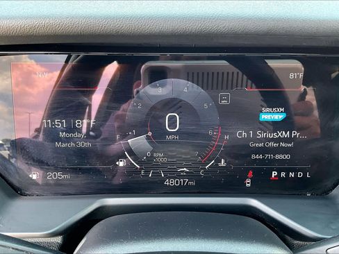 Used 2024 GMC Acadia Elevation image 24