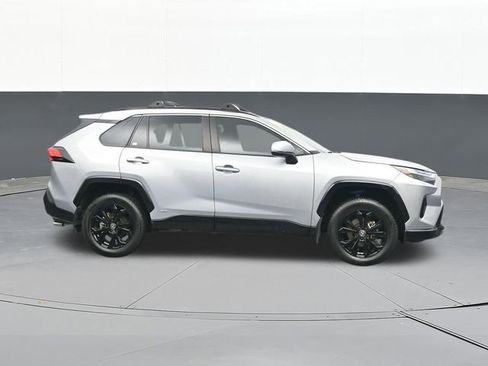 Used 2024 Toyota RAV4 SE AWD/4WD image 19