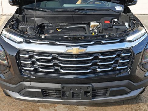 Used 2026 Chevrolet Equinox LT FWD image 6