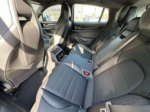 Used 2026 Porsche Panamera image 35