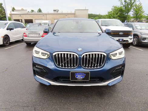 Used 2021 BMW X4 xDrive30i w/ Executive Package AWD/4WD image 2