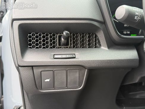 Used 2026 Honda CR-V Sport-L image 15
