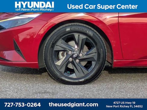 Used 2022 Hyundai Elantra SEL w/ Convenience Package image 10