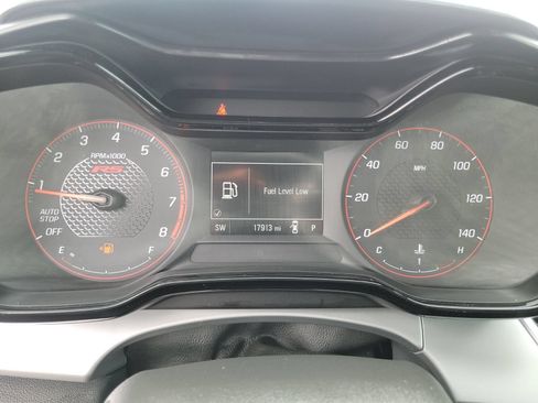 Used 2024 Chevrolet Trax RS FWD image 30
