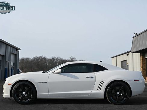 Used 2011 Chevrolet Camaro SS w/ RS Package image 4