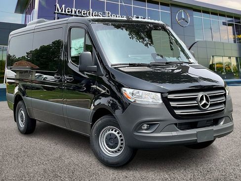 New 2025 Mercedes-Benz Sprinter 2500 image 1