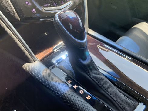 Used 2016 Cadillac XTS Luxury FWD image 26