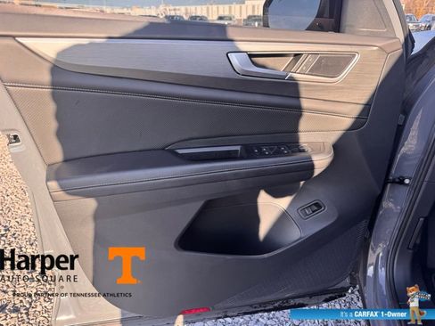 Used 2024 Volkswagen Atlas Cross Sport SE image 19