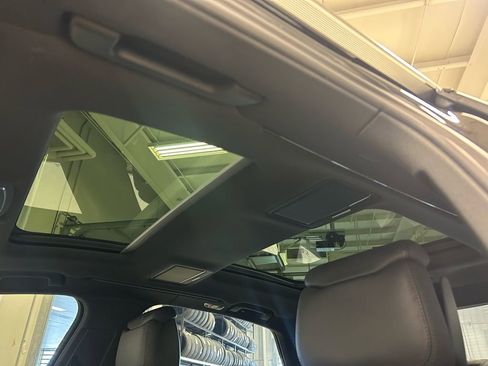 Used 2015 Audi A8 L 3.0T w/ Premium Package image 21